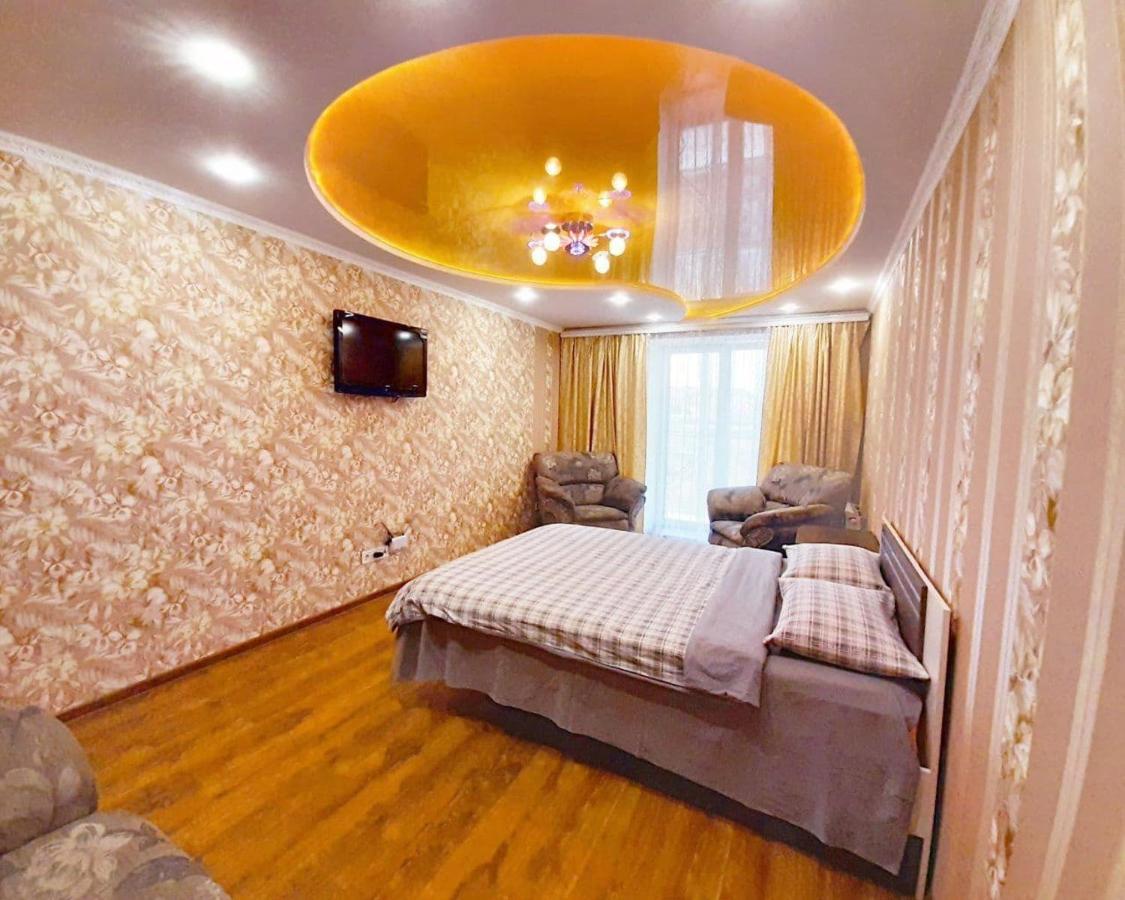 Apartpoltava Двокімнатні Апартаменти, До 6 Спальних Місць, Кутова Ванна, Корпусний Парк, Документи Для Відрядження Exterior photo