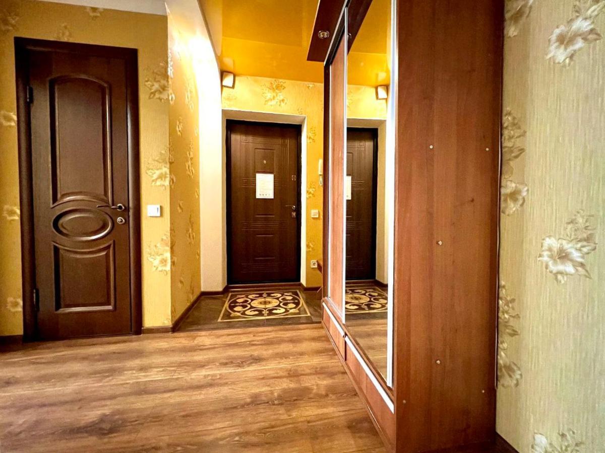 Apartpoltava Двокімнатні Апартаменти, До 6 Спальних Місць, Кутова Ванна, Корпусний Парк, Документи Для Відрядження Exterior photo